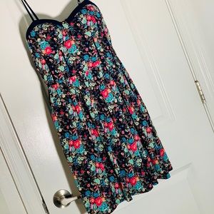 Cute Sweetheart Neckline Sundress